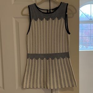 White House Black market black and white top, sweater, size small NWT